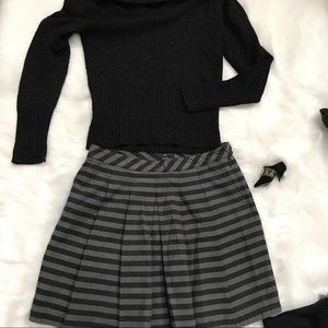 Womens Gap Skater Skirt Black Gray Striped Pockets